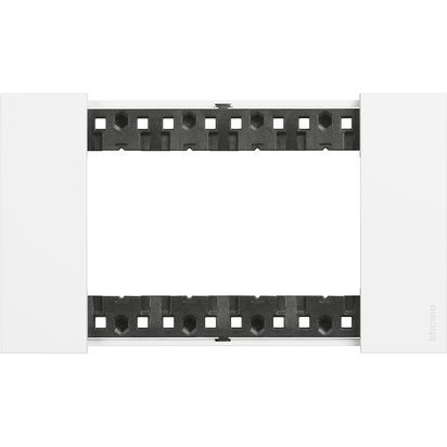 Рамка, немецкий стандарт, цвет белый, 1шт., на 4 модуля, KA4804KW, Bticino, Living now. Рамка, немецкий стандарт, цвет белый, 1шт., на 4 модуля, KA4804KW, Bticino, Living now.